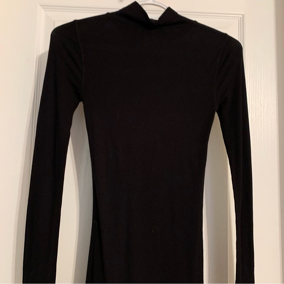 BCBG ribbed raw edge long sleeve LBD - Picture 4 of 7